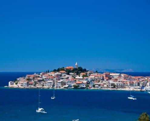 Pittoreske dorpjes voor de kust van Kroatié