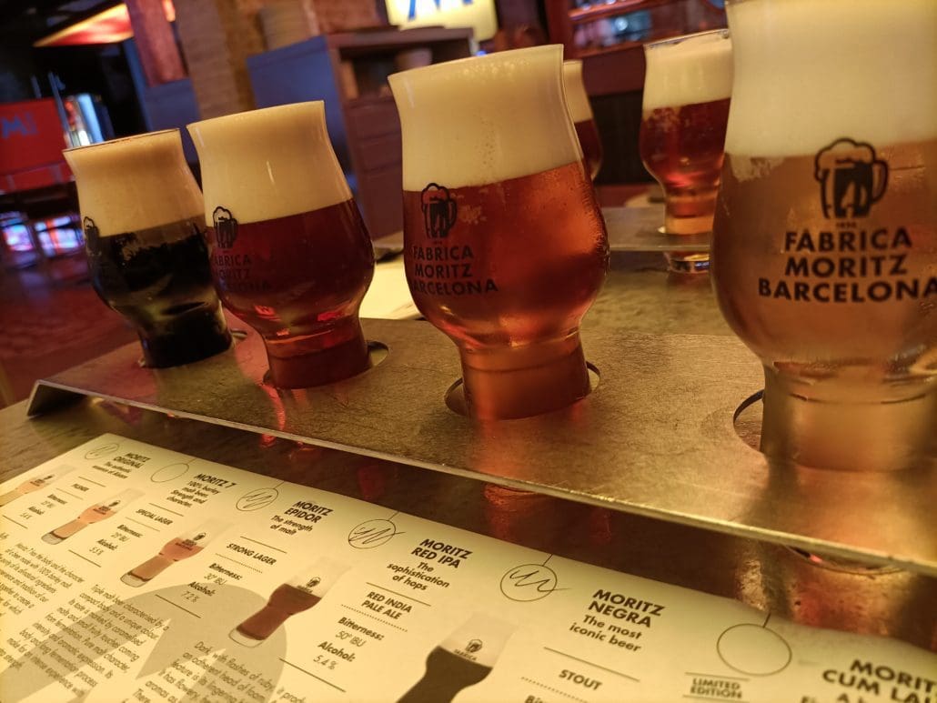 een plankje met biertjes - Moritz