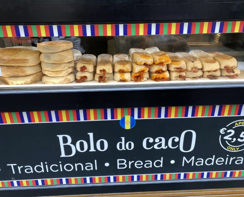 Bolo de Caco: klassiek brood met knoflookboter.
